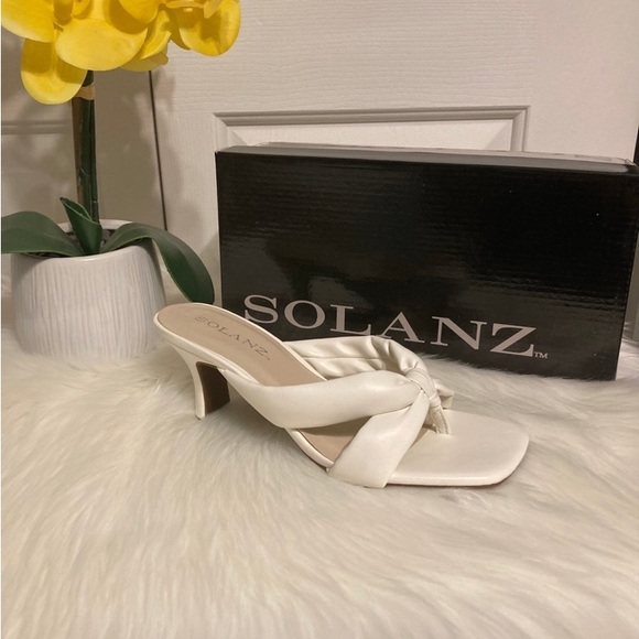 Solanz Thongs Sandals 4 Colours All Sizes - Picture 2 of 3